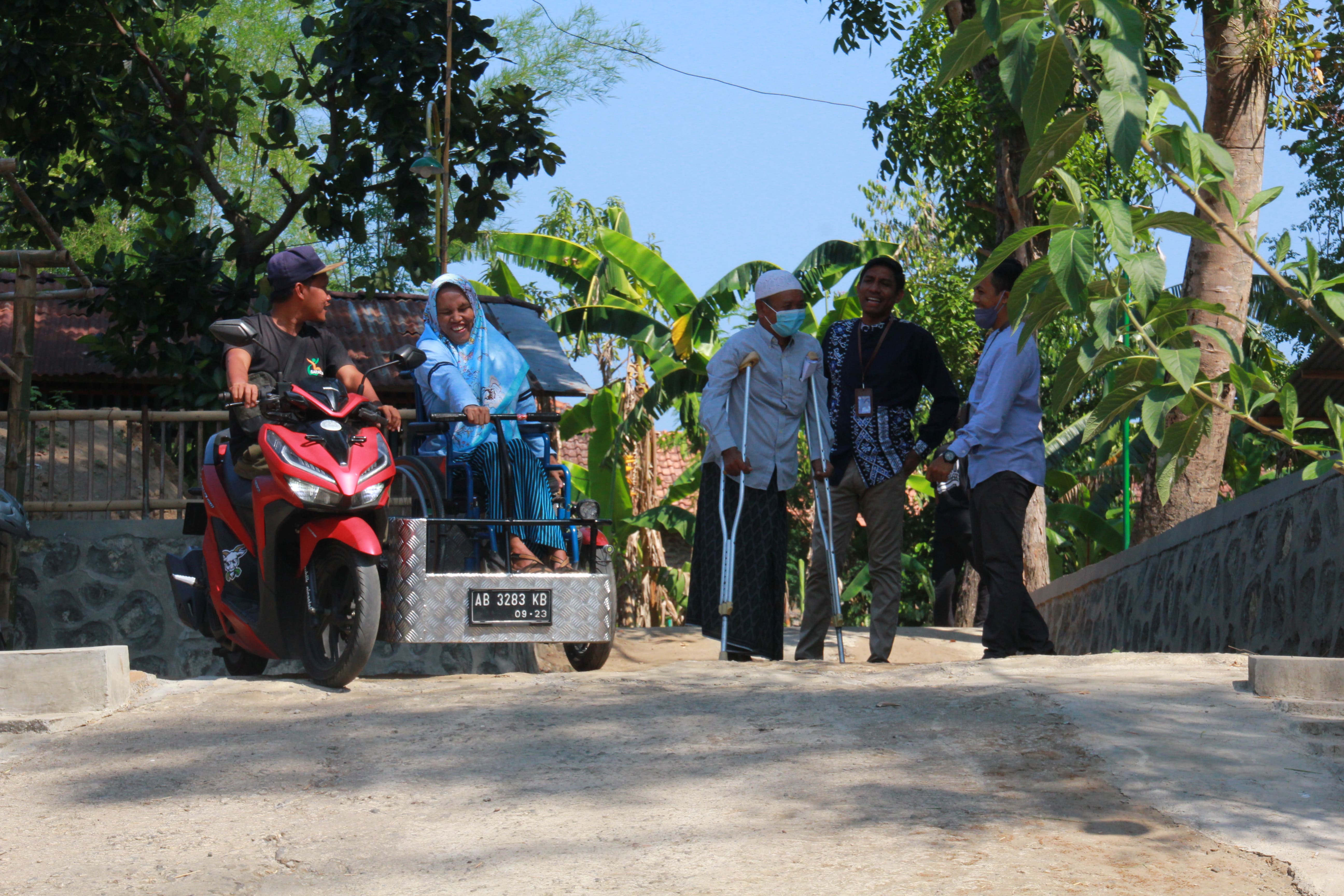 Kegiatan bersama disabiltas fisik